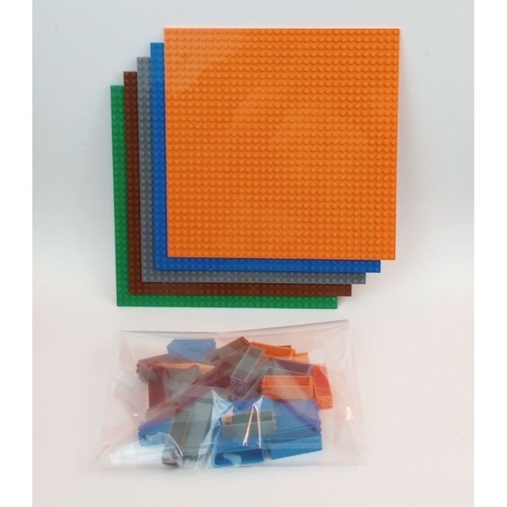 Strictly Briks Stackable 10" x 10" Square Baseplates With Stackers 5 Level